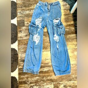 Fashion Nove ripped cargo jeans